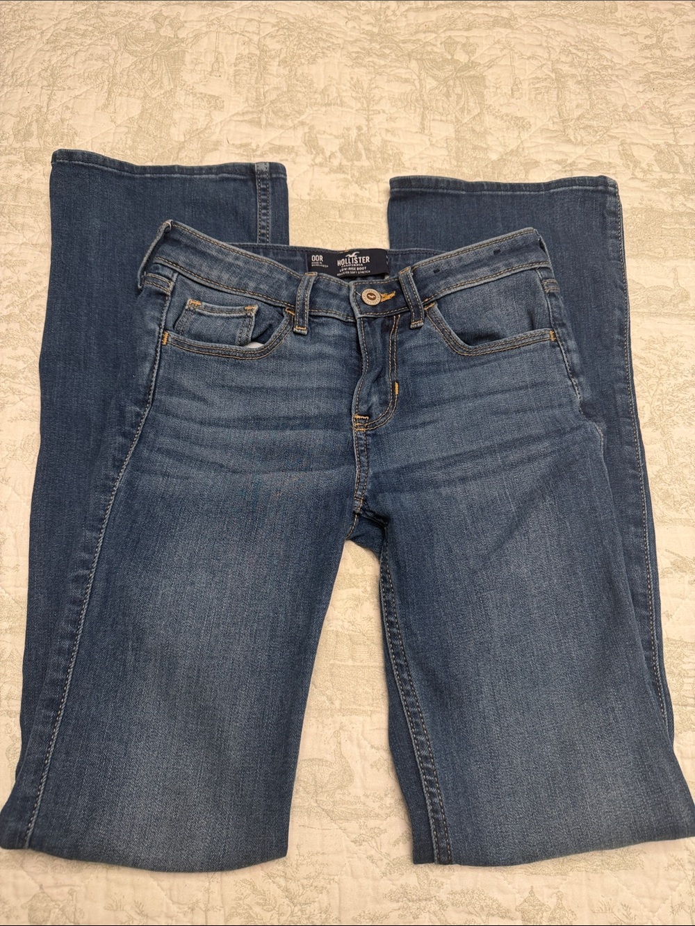Hollister Women's Dark Blue Bootcut Denim Jeans